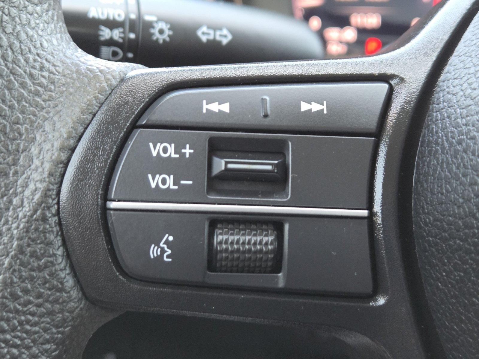 Used 2024 Honda Accord EX image 31