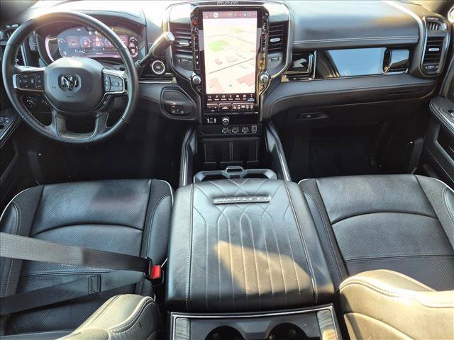 Used 2025 RAM 3500 Limited AWD/4WD image 19