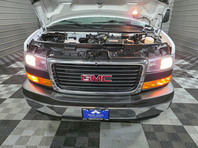 Used 2021 GMC Savana 2500 w/ Driver Convenience Package image 33