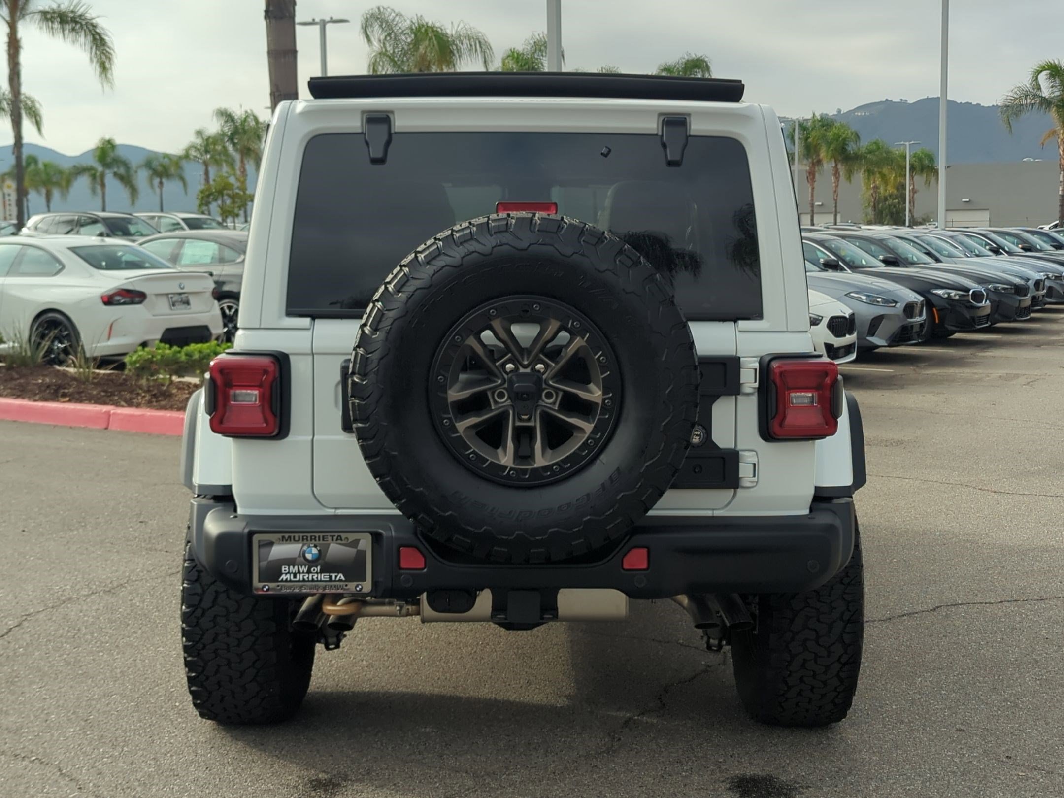 Used 2025 Jeep Wrangler Unlimited Rubicon 392 image 9