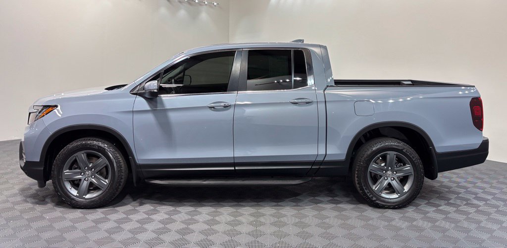 Certified 2023 Honda Ridgeline RTL image 2