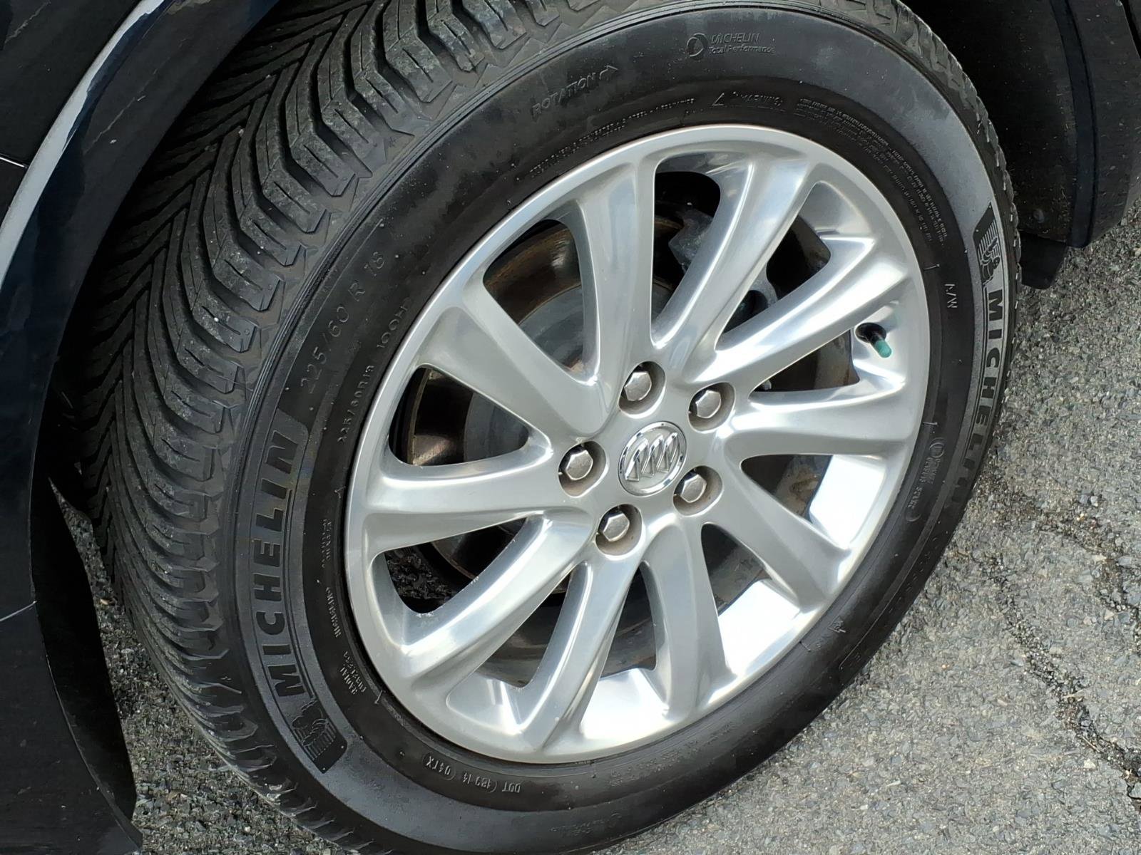 Certified 2020 Buick Envision Essence FWD image 9