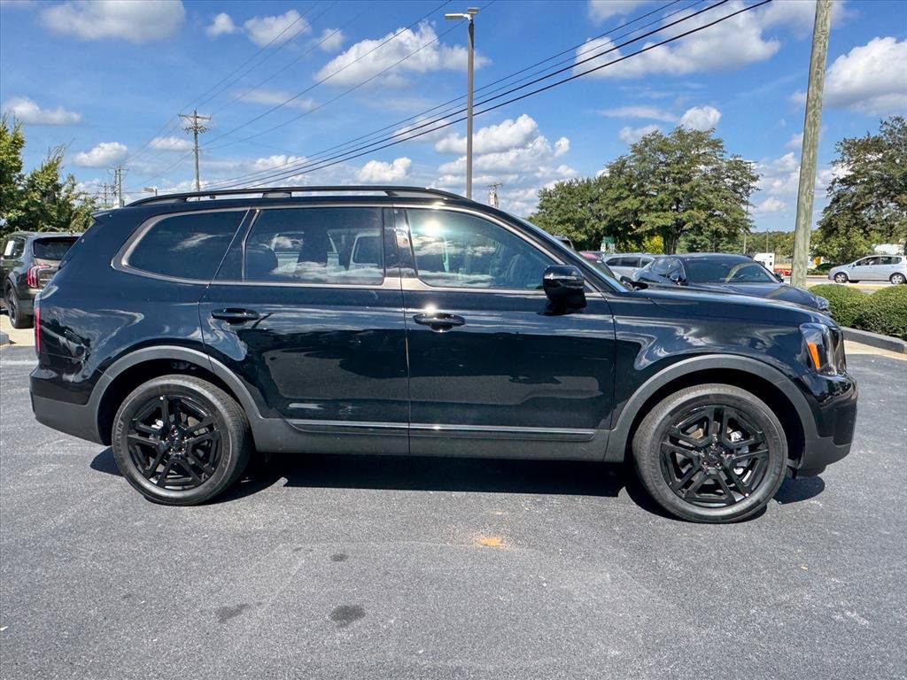 Certified 2025 Kia Telluride SX X-Line AWD/4WD image 2