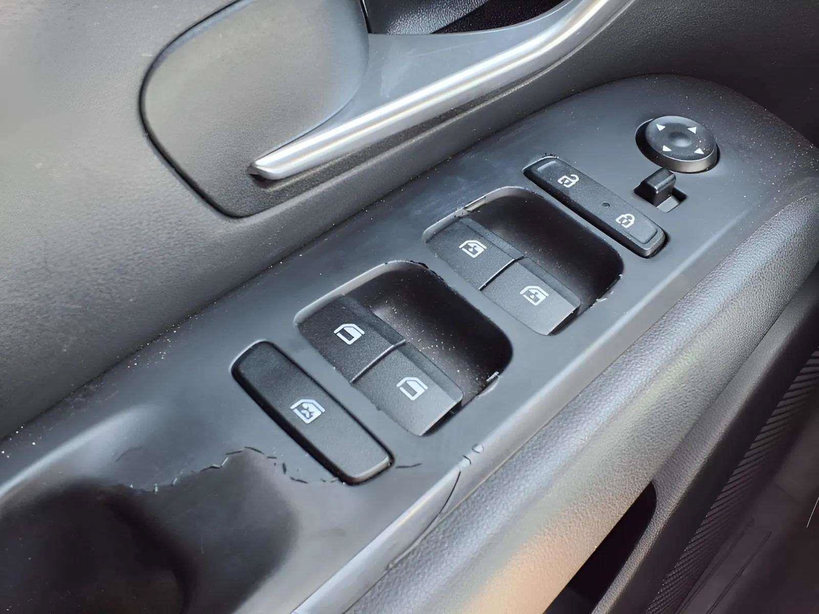 Certified 2022 Hyundai Santa Cruz SEL Premium AWD/4WD image 18