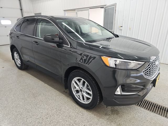 Used 2023 Ford Edge SEL w/ Convenience Package AWD/4WD image 6