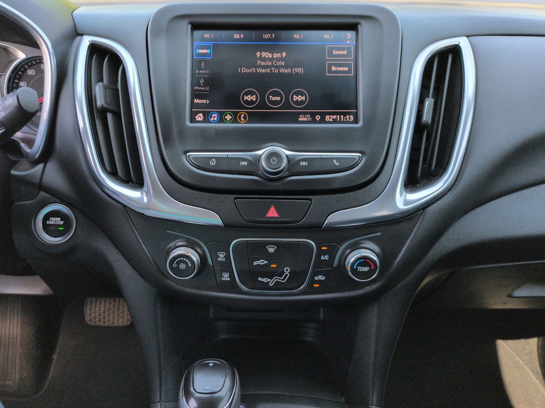 Used 2021 Chevrolet Equinox LT FWD image 22