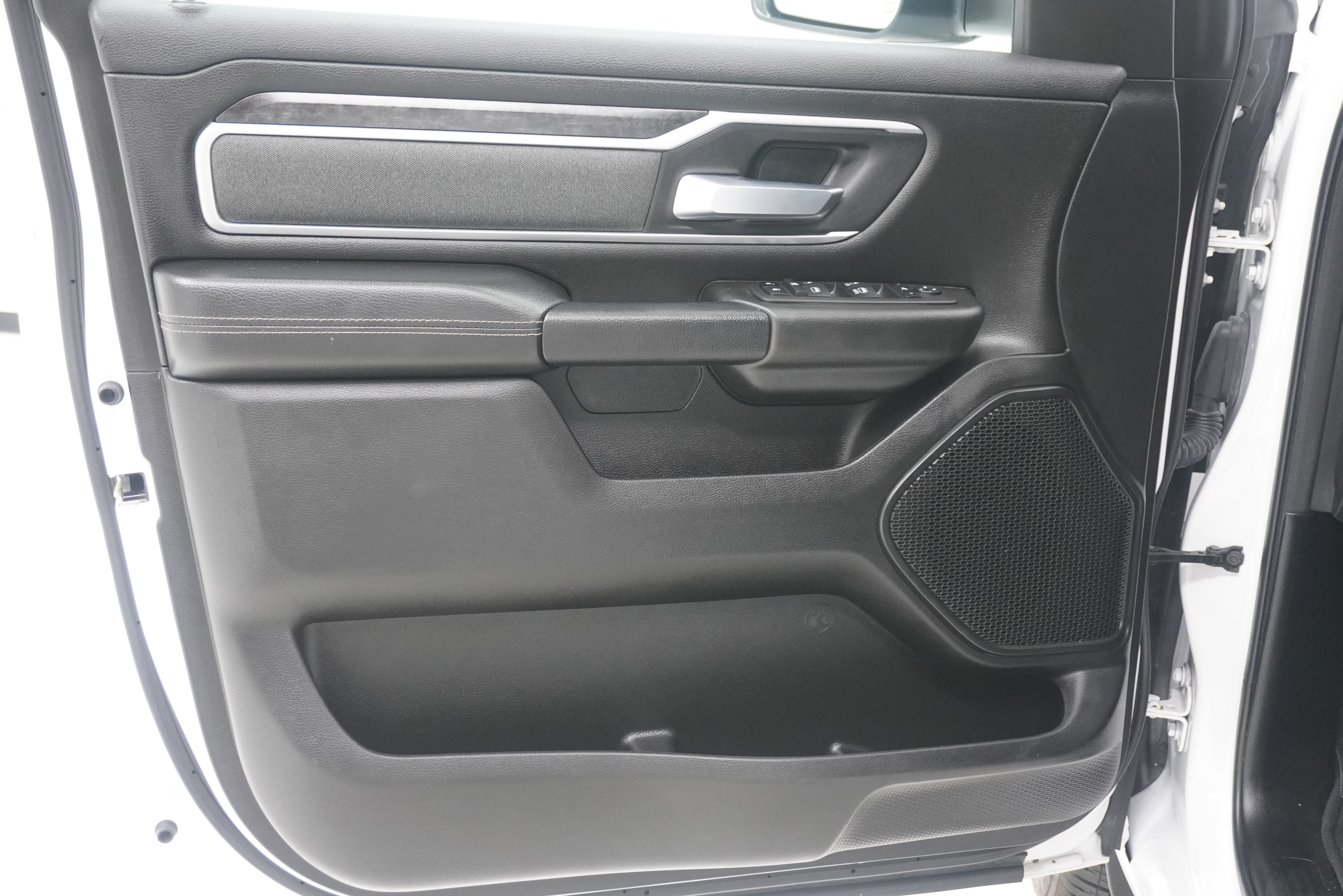 Used 2023 RAM 1500 Big Horn AWD/4WD image 14