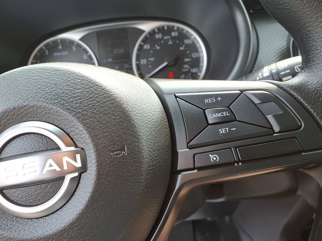 Used 2025 Nissan Kicks Play S FWD image 20