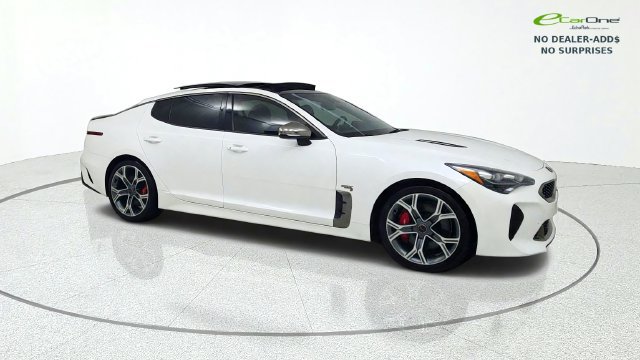 Used 2020 Kia Stinger GT1 RWD image 10