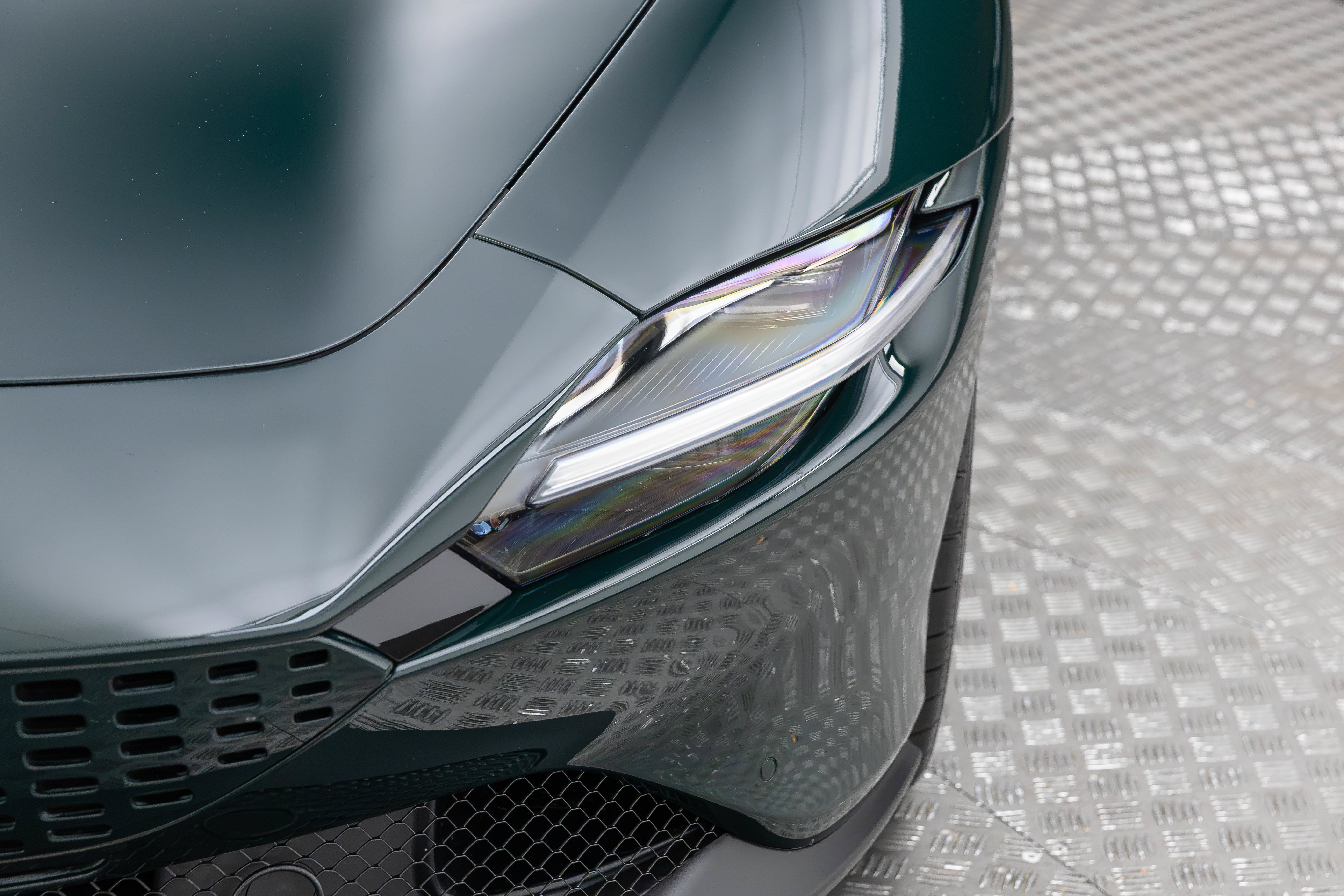 Certified 2025 Ferrari Roma Spider RWD image 58