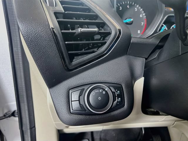 Used 2017 Ford Escape Titanium FWD image 7