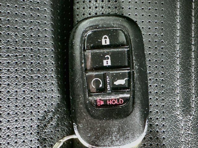 Used 2024 Honda CR-V EX-L image 17