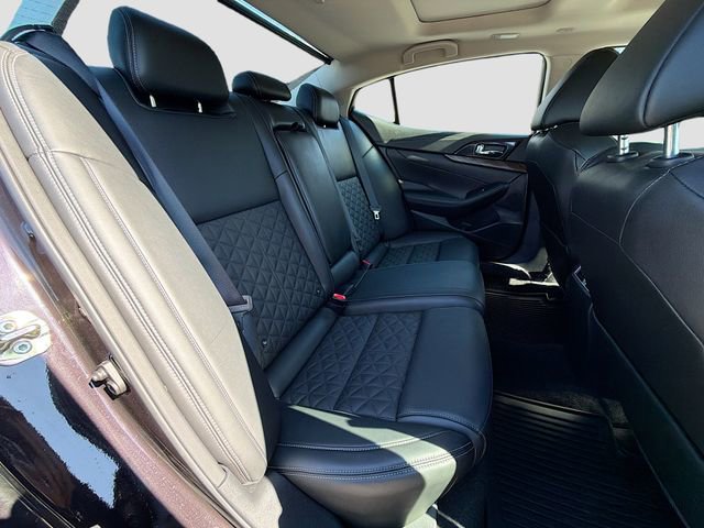 Used 2017 Nissan Maxima Platinum FWD image 25