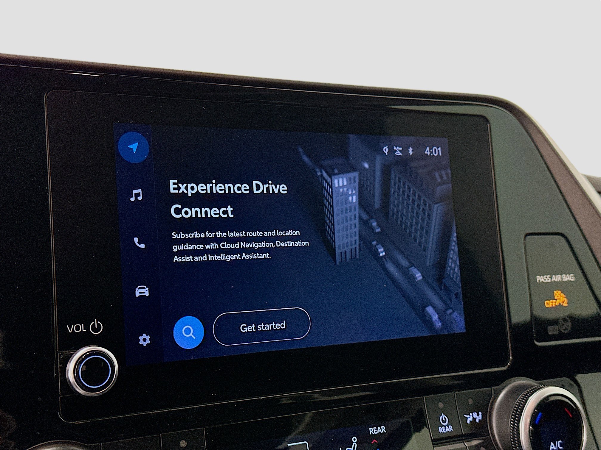 Used 2023 Toyota Highlander XLE image 22