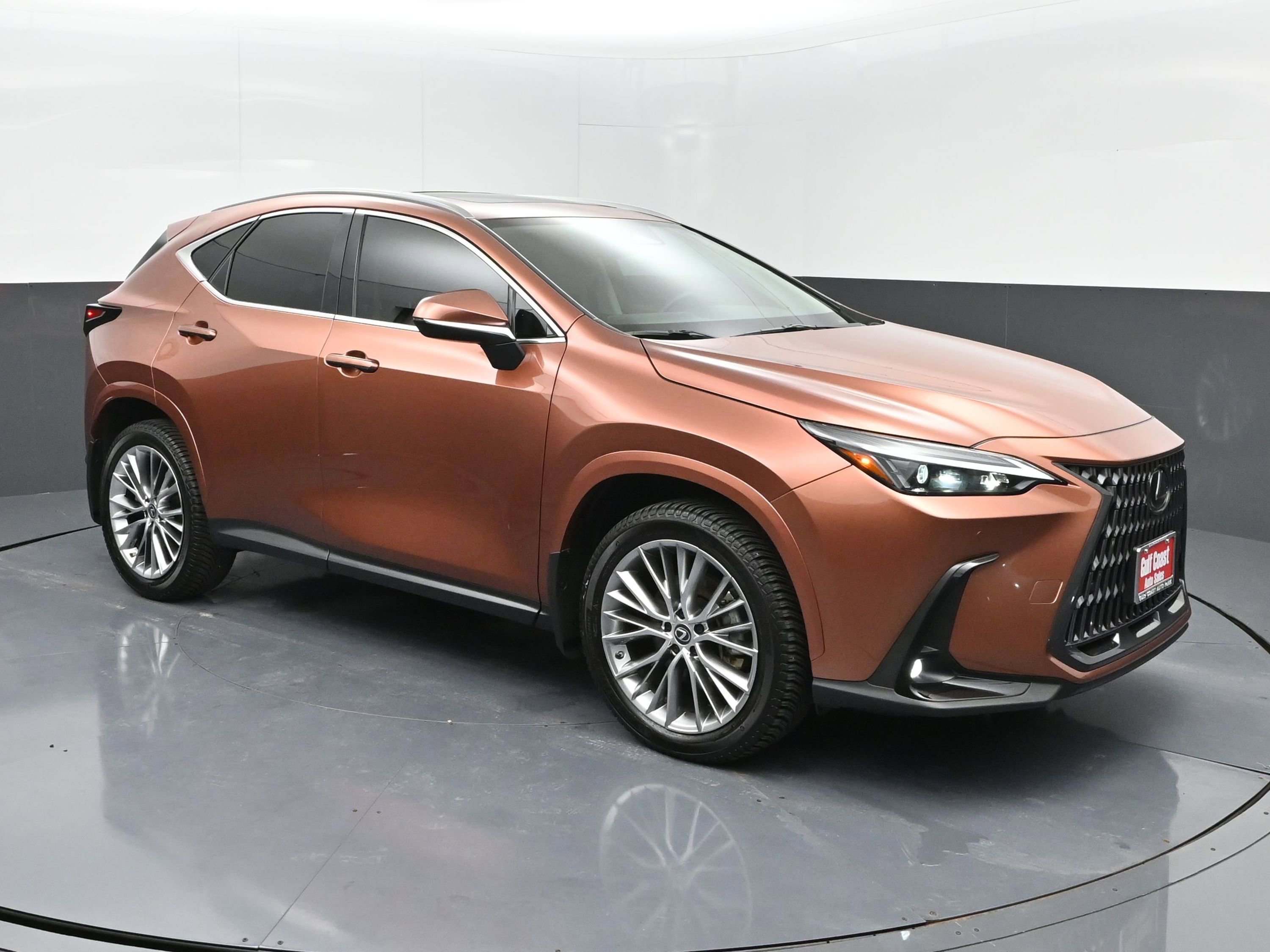 Used 2025 Lexus NX 350h AWD w/ Cold Area Package image 2