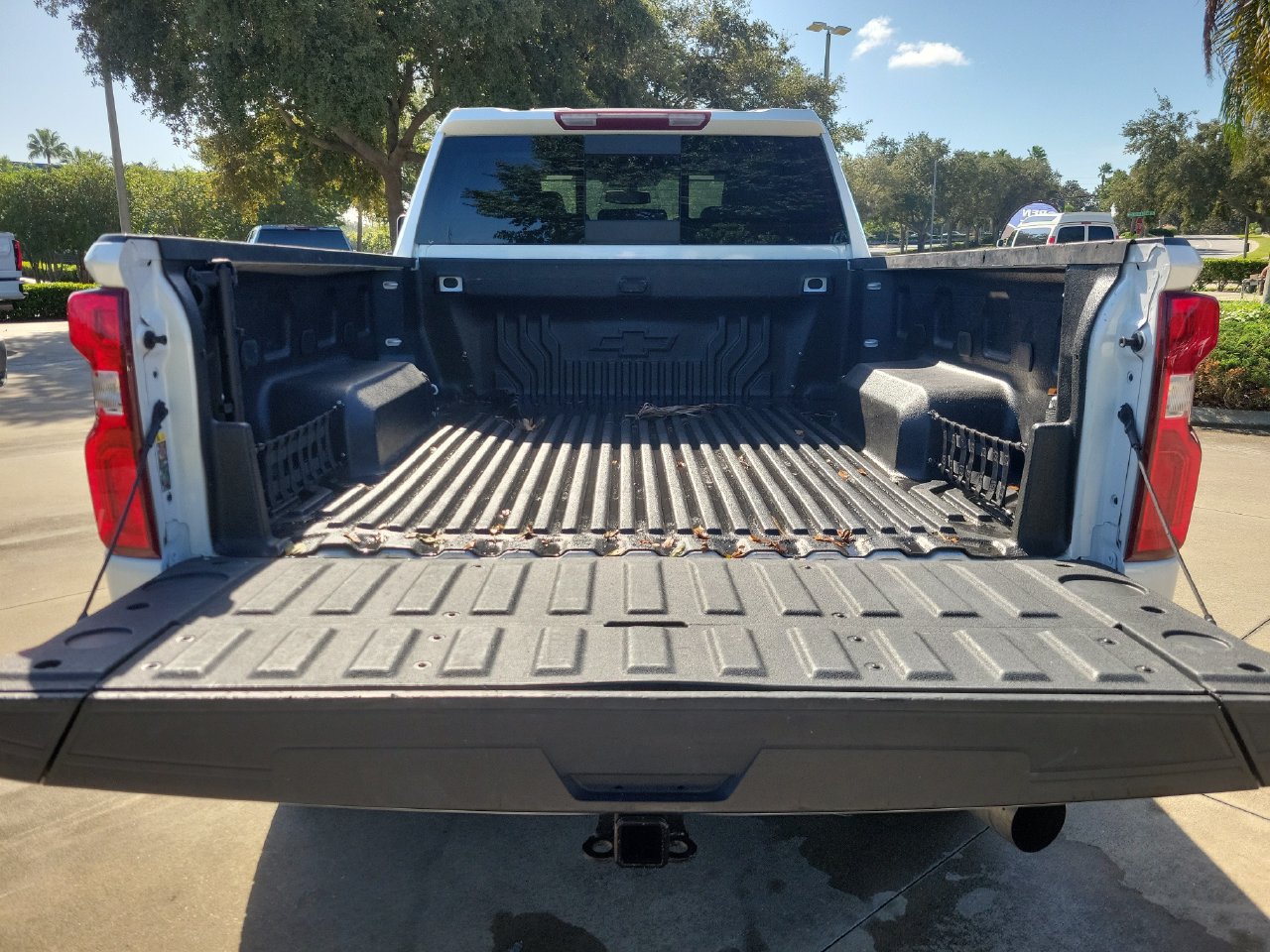 Certified 2022 Chevrolet Silverado 2500 LTZ w/ LTZ Plus Package AWD/4WD image 8