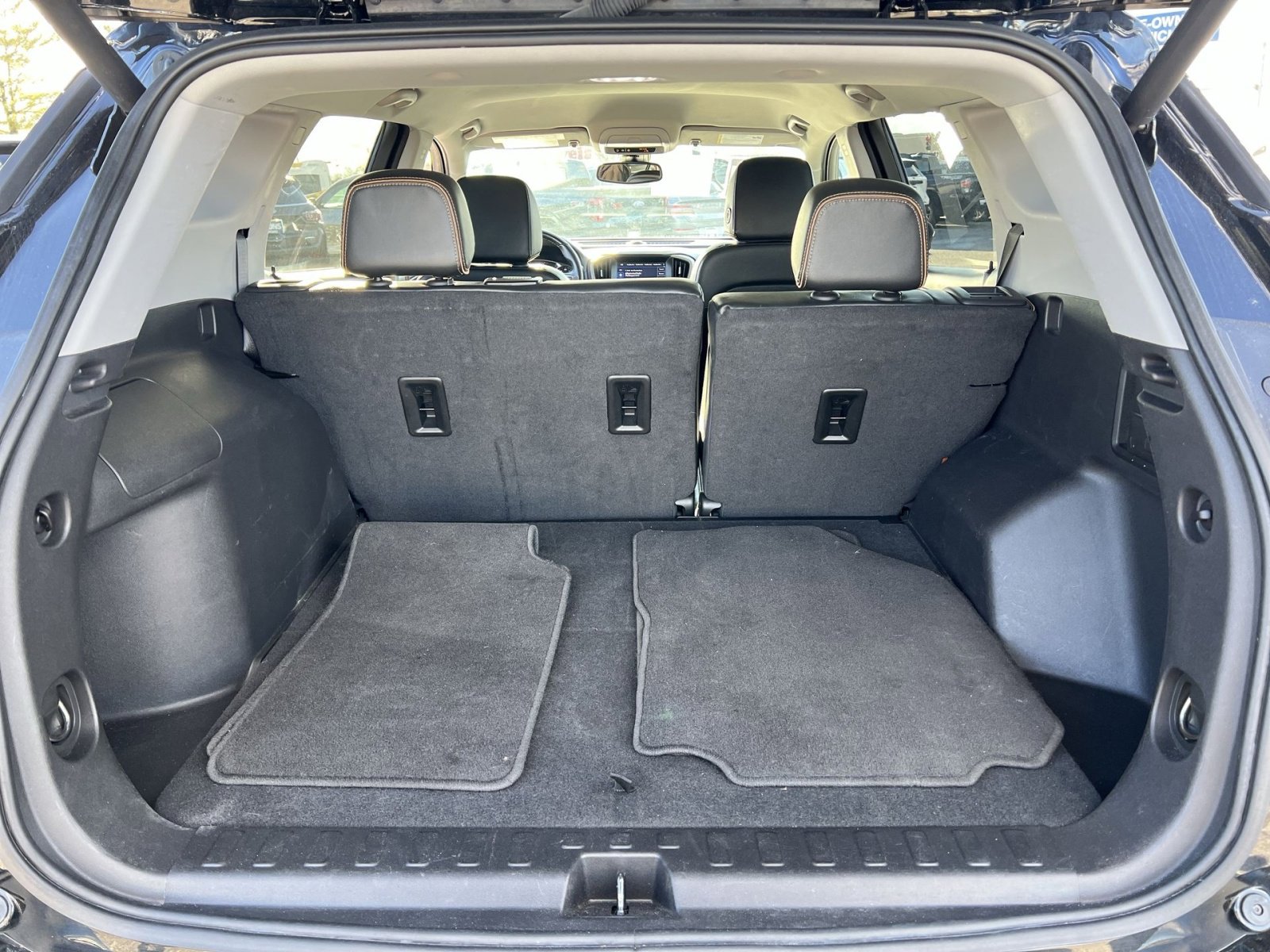 Used 2023 GMC Terrain AT4 image 24