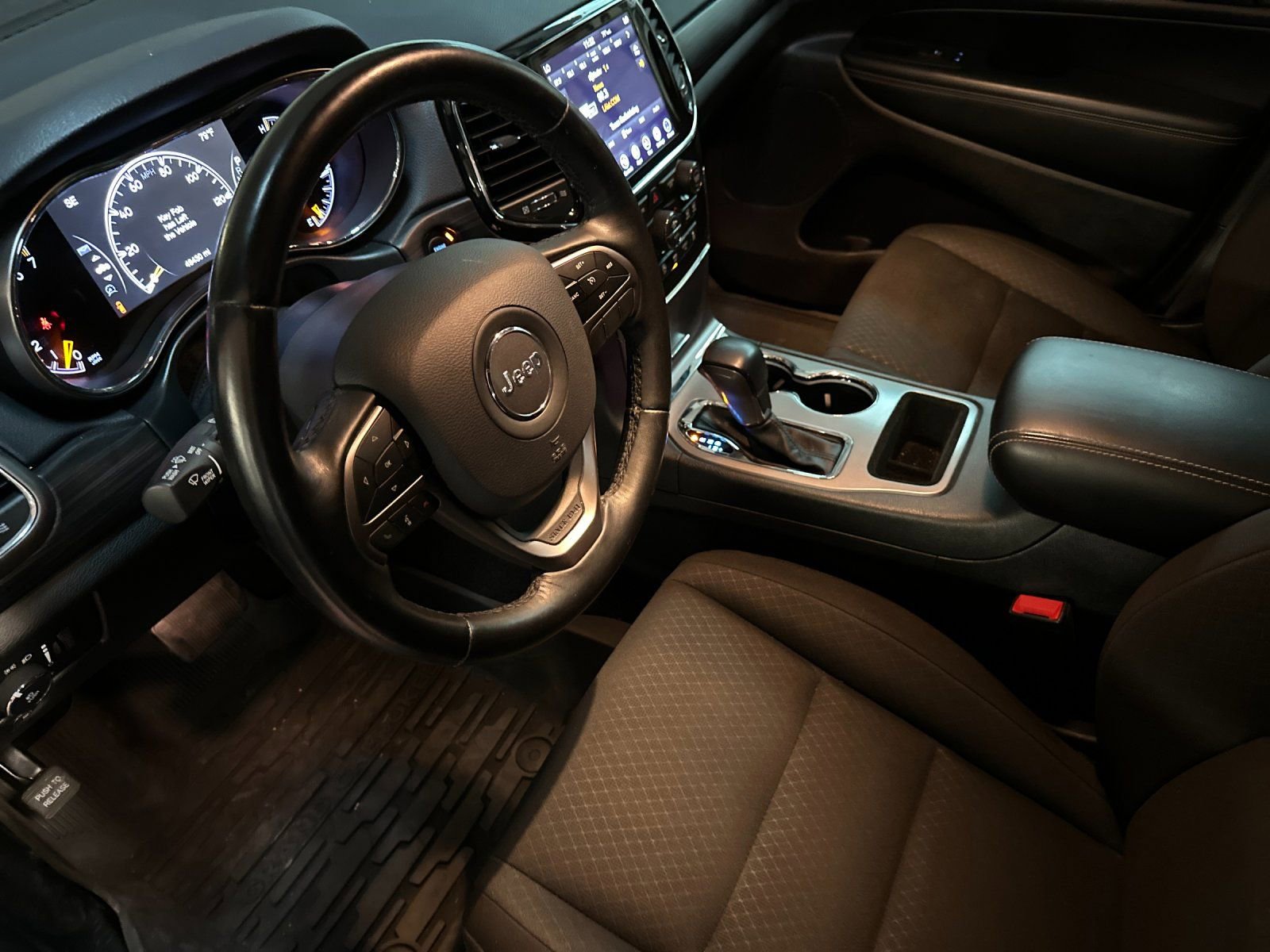 Certified 2021 Jeep Grand Cherokee Freedom Edition image 9