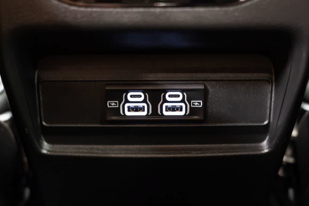 Used 2025 Jeep Grand Cherokee Laredo X AWD/4WD image 9