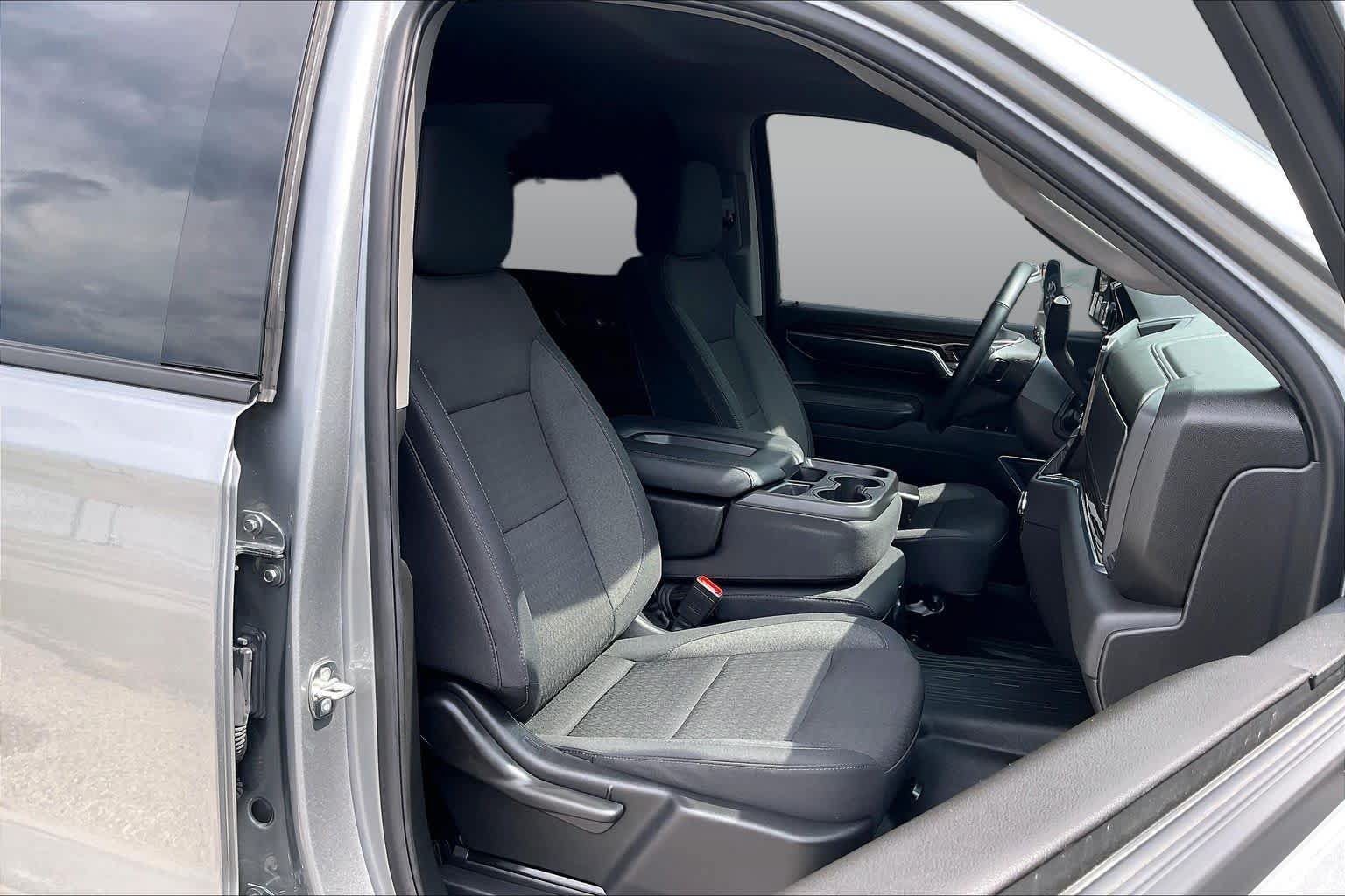 Used 2026 GMC Sierra 1500 Elevation w/ Elevation Select Package RWD image 9