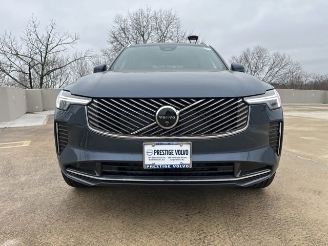 New 2026 Volvo XC90 B6 Plus w/ Protection Package Premier image 2