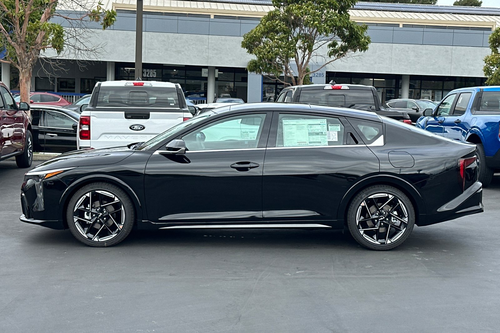 New 2026 Kia K4 GT-Line w/ GT-Line Sunroof Package FWD image 7
