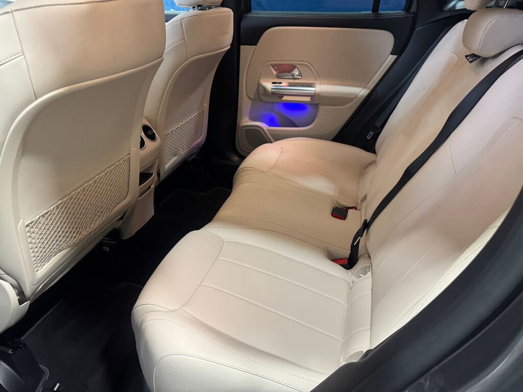 Certified 2023 Mercedes-Benz GLA 250 4MATIC image 15