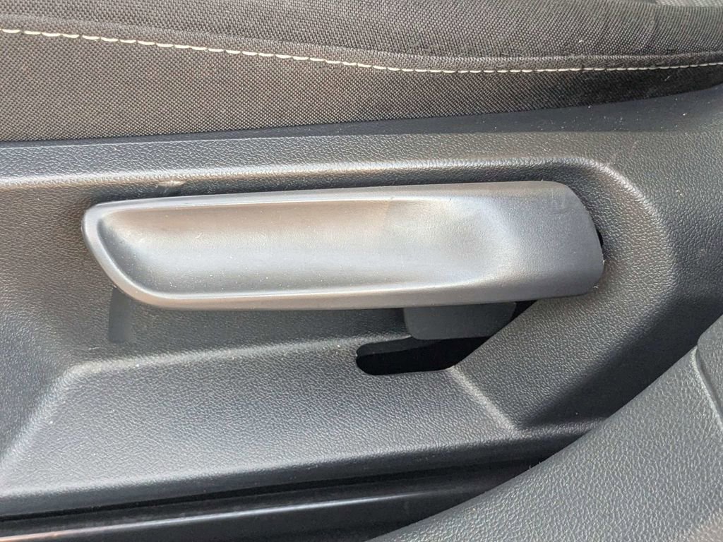 Used 2024 Volkswagen Jetta S image 6