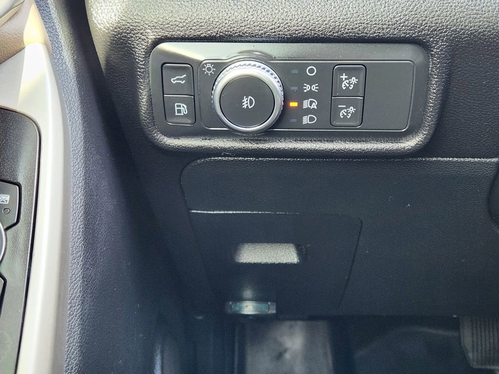 Used 2021 Ford Explorer Limited w/ Hybrid Equipment Group 310A image 35