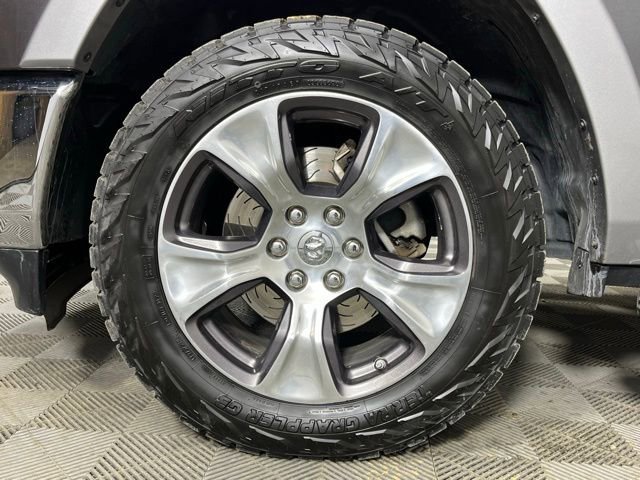 Used 2019 RAM 1500 Laramie image 12