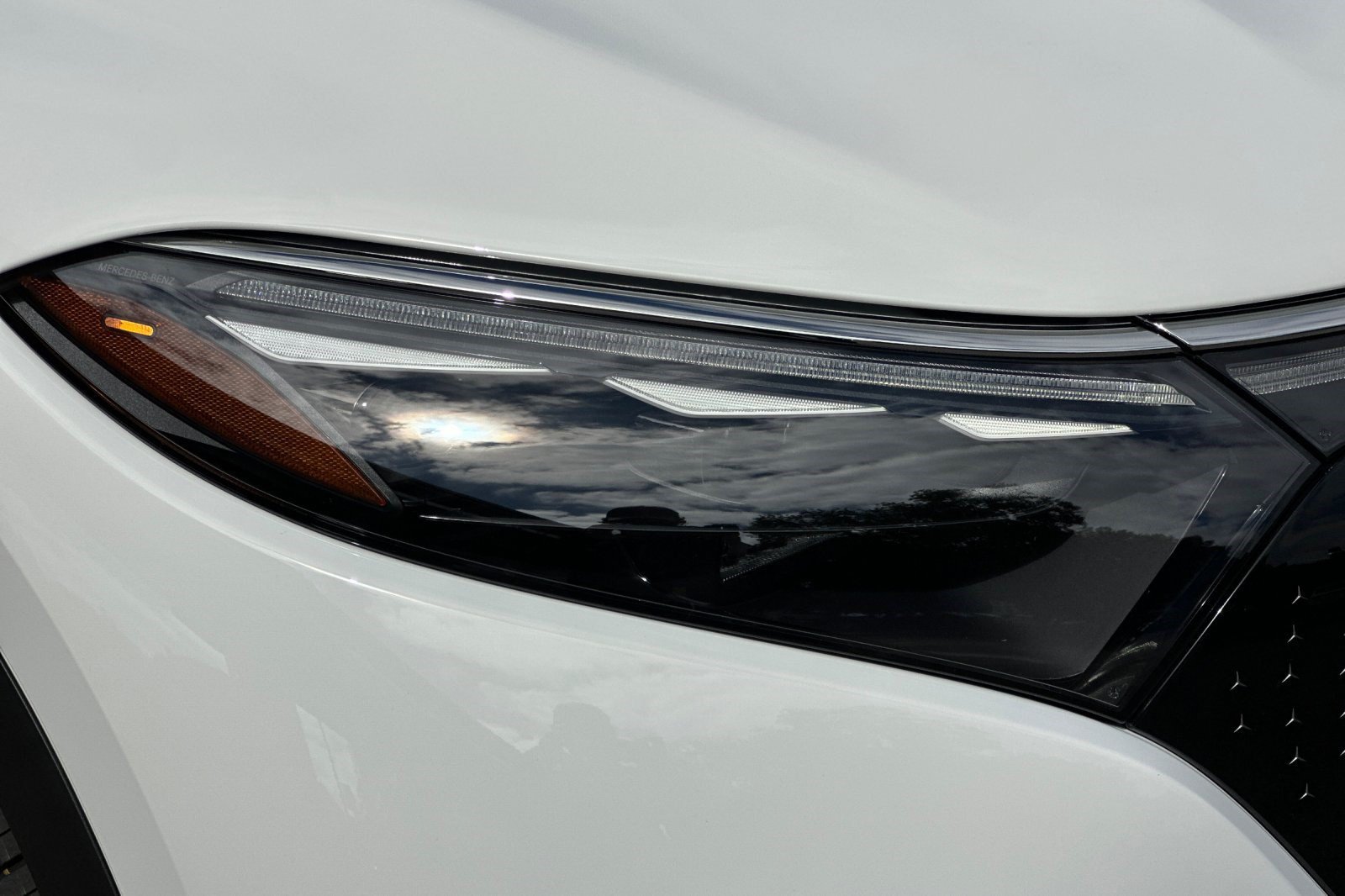 New 2027 Mercedes-Benz EQS 400 4MATIC SUV image 12