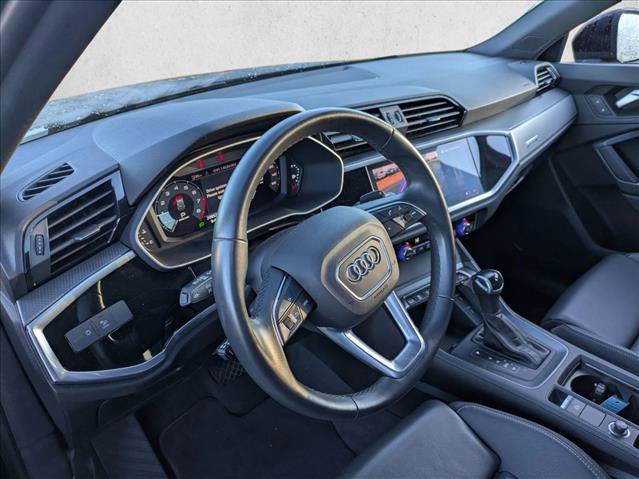 Used 2023 Audi Q3 2.0T Premium image 15