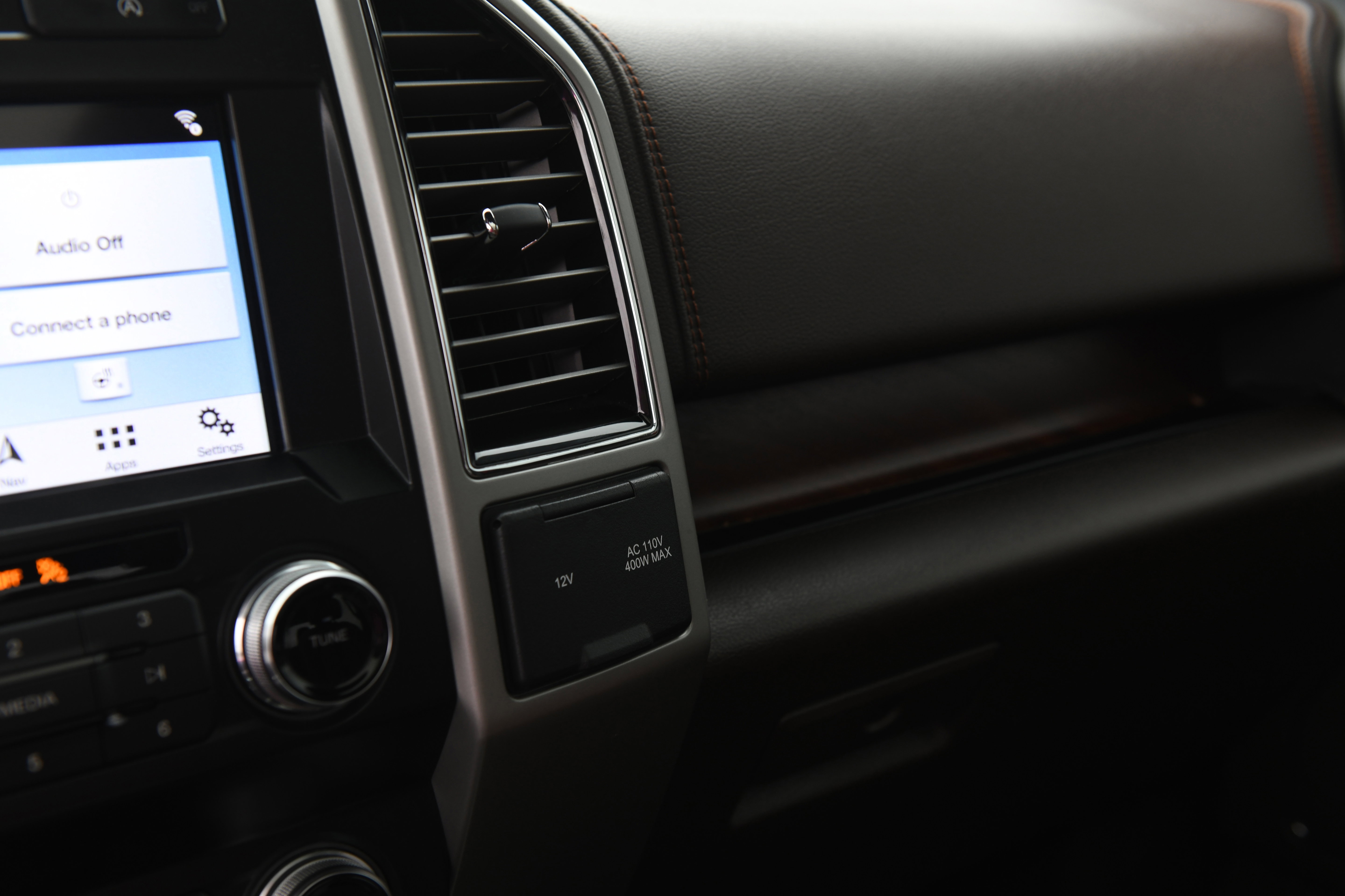 Used 2019 Ford F150 King Ranch w/ Equipment Group 601A Luxury image 44