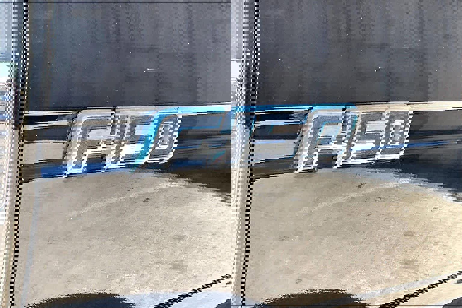 Used 2014 Ford F150 FX4 w/ Equipment Group 402A Luxury image 10