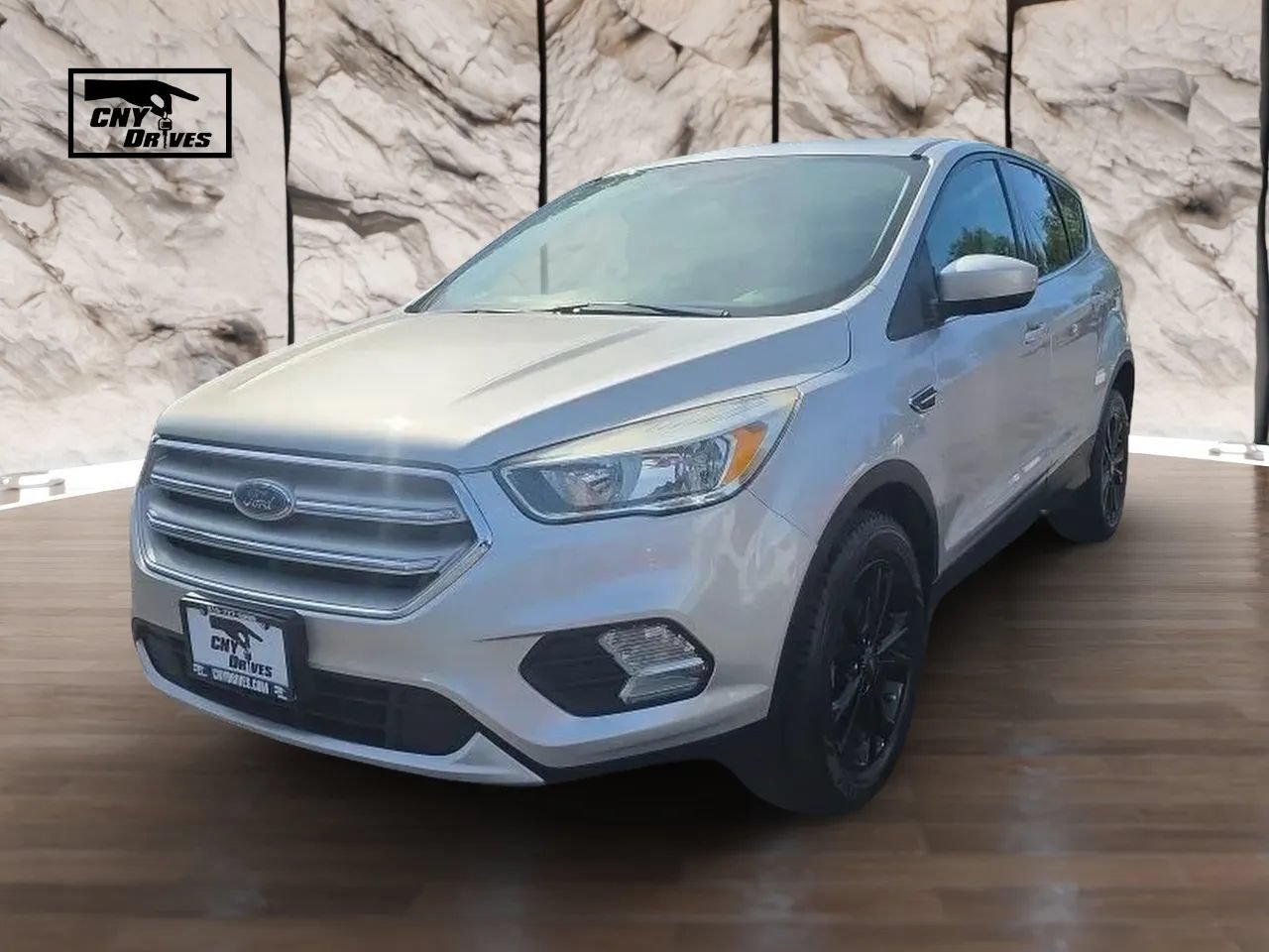 Used 2019 Ford Escape SE