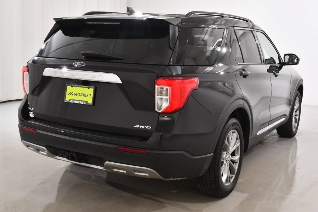 Used 2022 Ford Explorer XLT w/ Equipment Group 202A AWD/4WD image 12