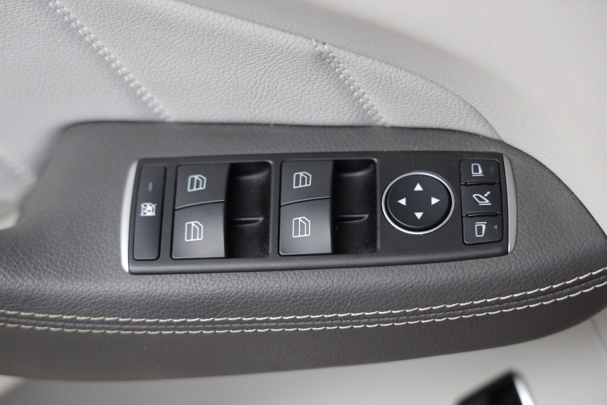 Used 2015 Mercedes-Benz GL 450 4MATIC image 51