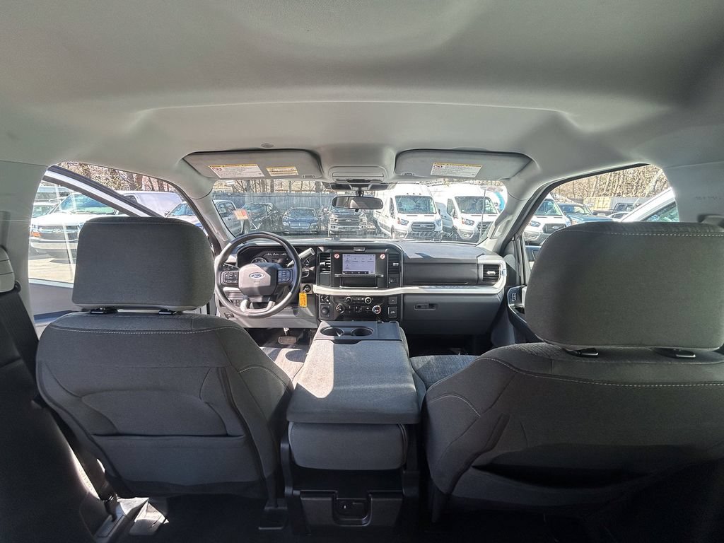 Used 2025 Ford F250 XLT AWD/4WD image 25