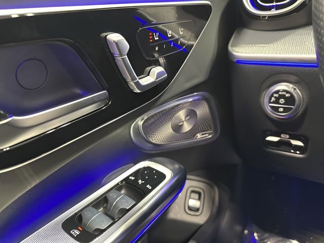 Used 2024 Mercedes-Benz CLE 450 4MATIC Cabriolet image 18