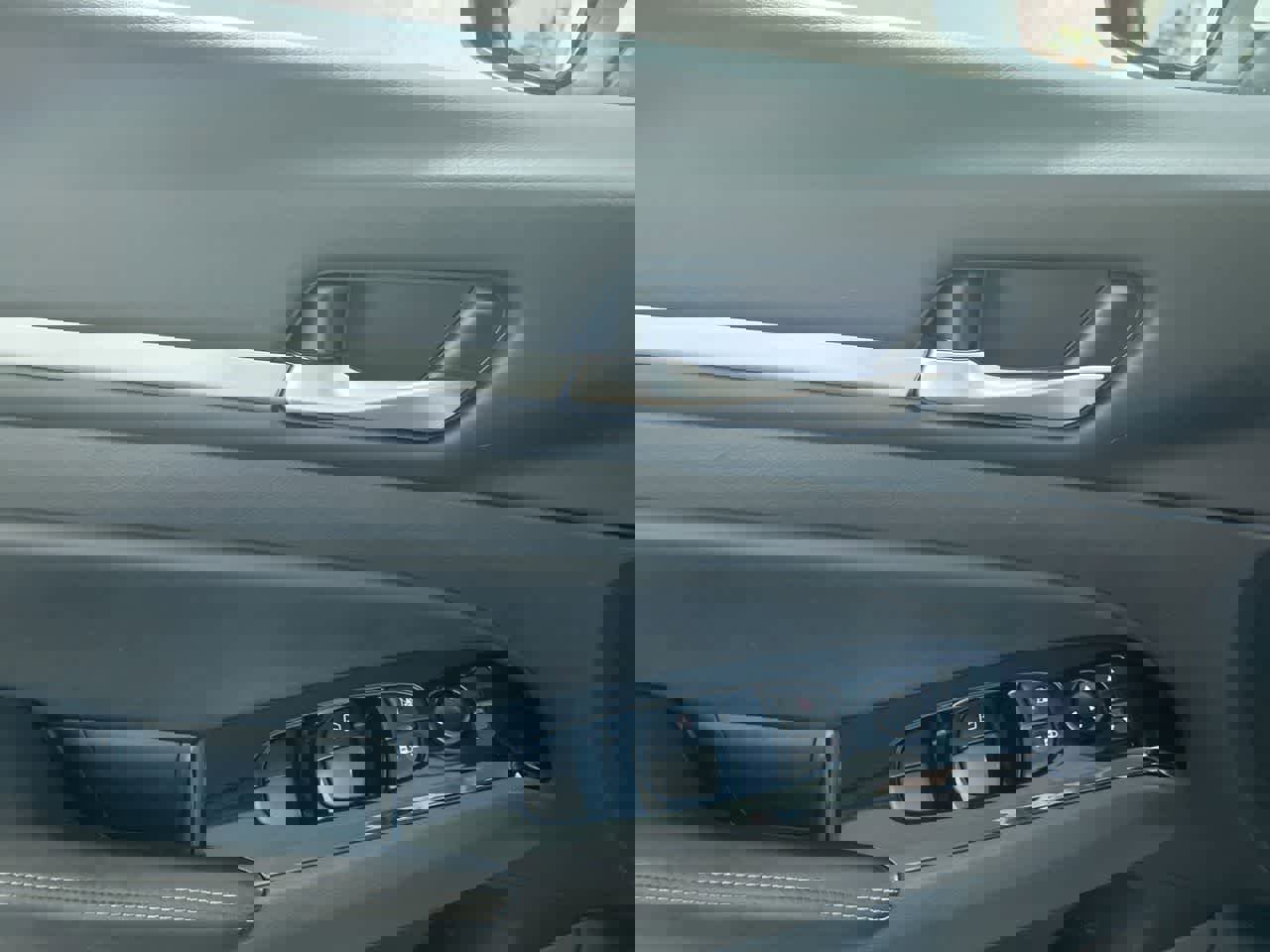 Used 2023 Nissan Altima 2.5 SV image 19