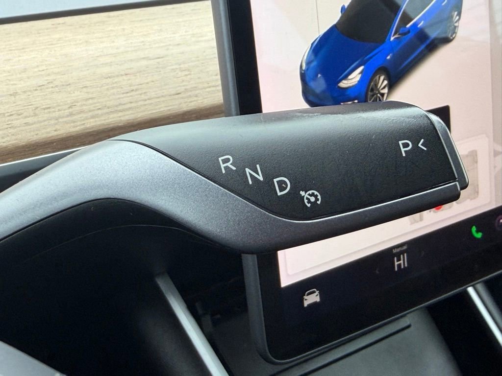 Used 2019 Tesla Model 3 Standard Range Plus image 17