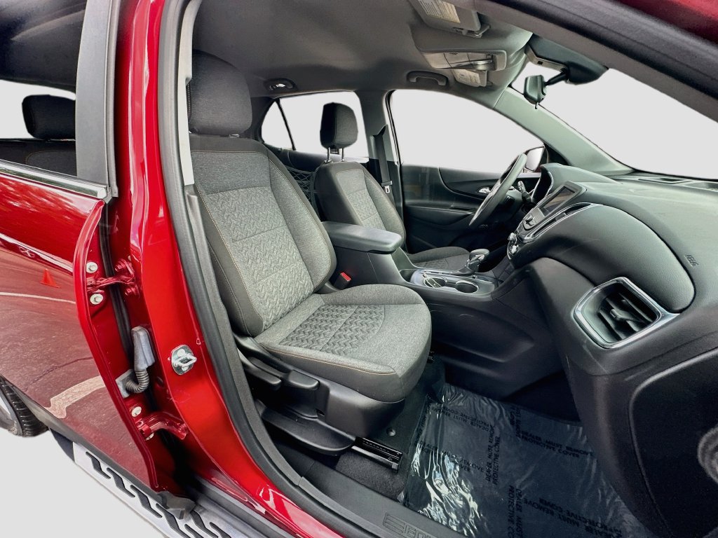 Used 2023 Chevrolet Equinox LT FWD image 25