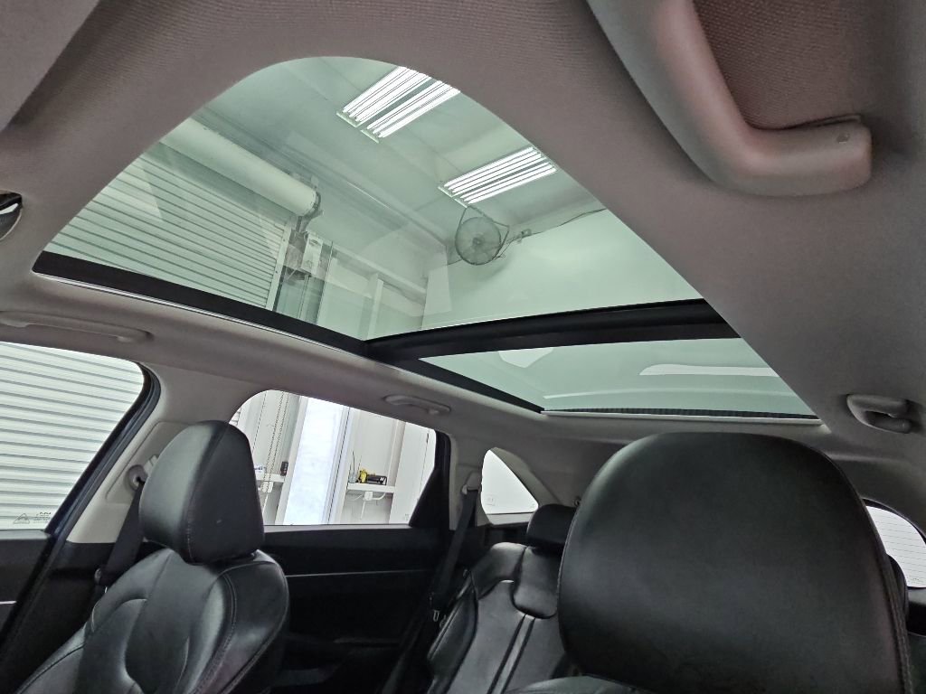 Used 2024 Kia Sorento S w/ Panoramic Sunroof Package FWD image 27