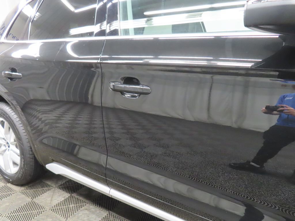 Used 2023 Audi Q5 2.0T Premium w/ Convenience Package AWD/4WD image 30