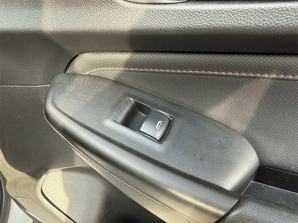 Used 2023 Chevrolet TrailBlazer RS w/ Sun and Liftgate Package image 33