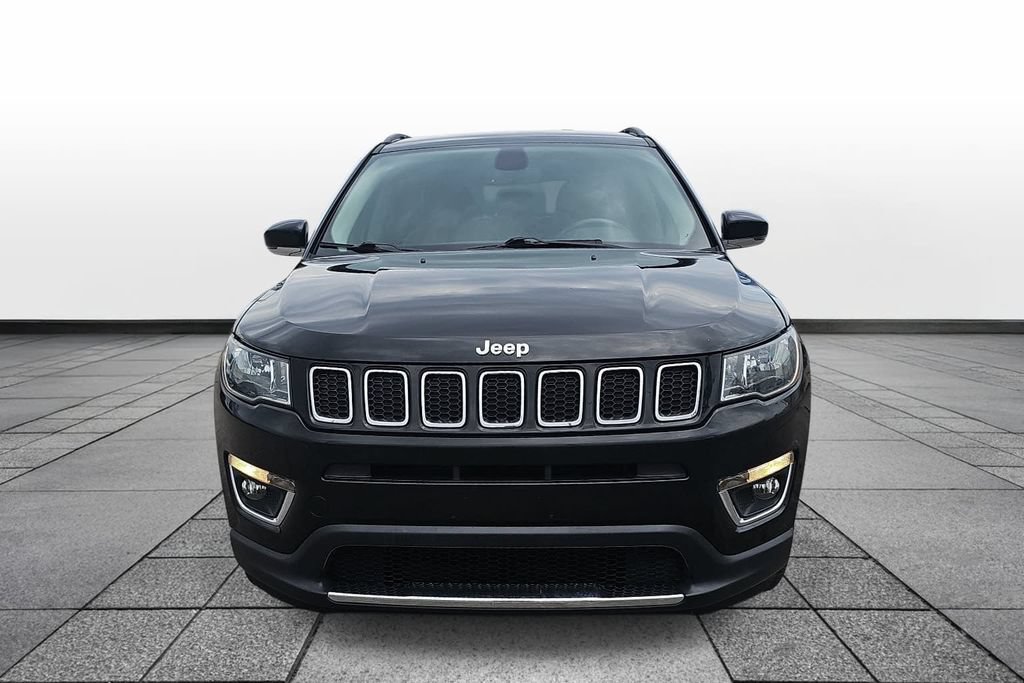 Used 2019 Jeep Compass Limited FWD image 2