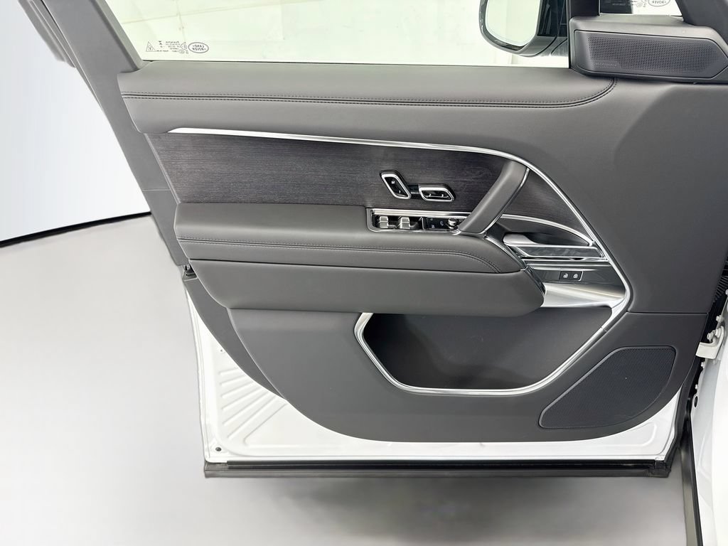 New 2026 Land Rover Range Rover SE AWD/4WD image 22