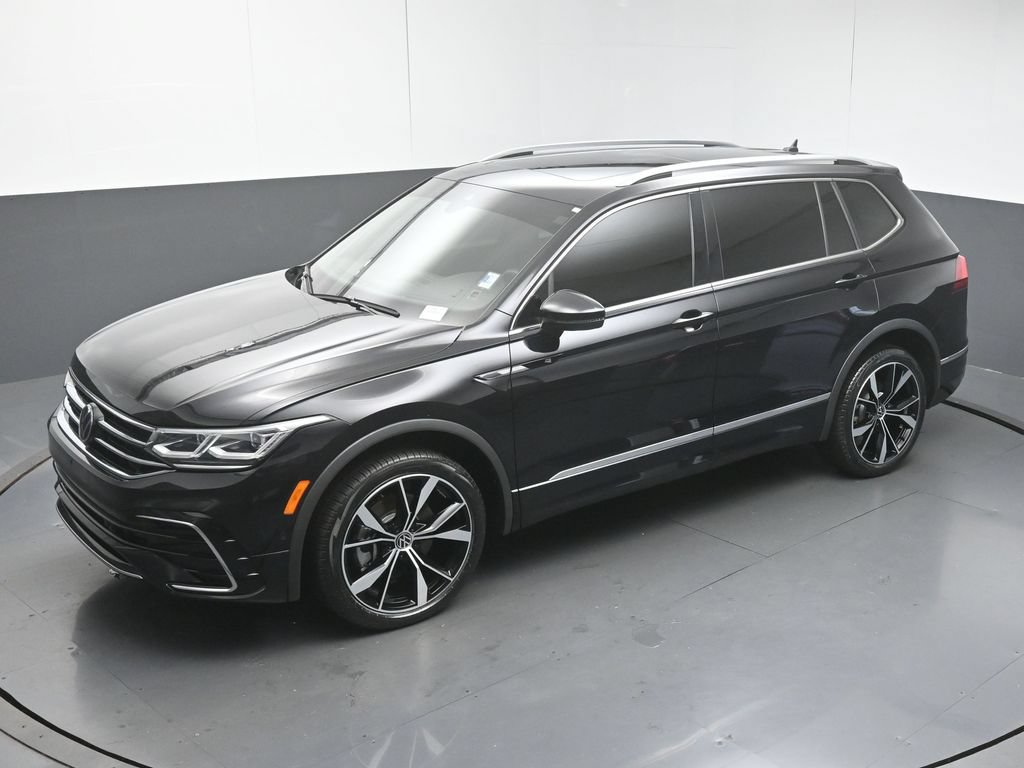 Used 2024 Volkswagen Tiguan SEL R-Line AWD/4WD image 39