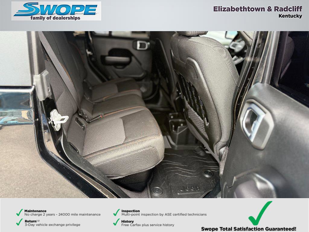 Certified 2021 Jeep Gladiator Mojave w/ Cold Weather Group image 17