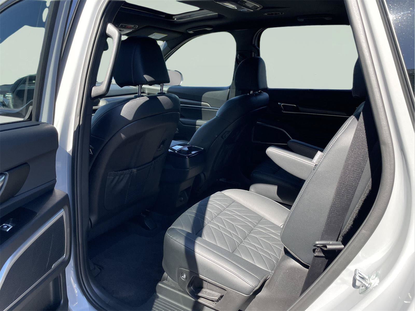 Used 2024 Kia Telluride EX X-Line AWD/4WD image 13